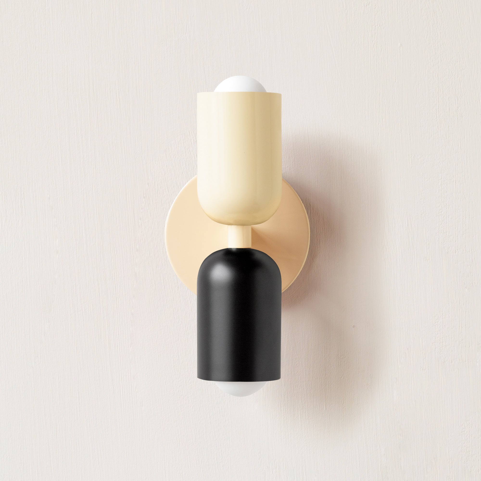 Brio - Designer vegglampe