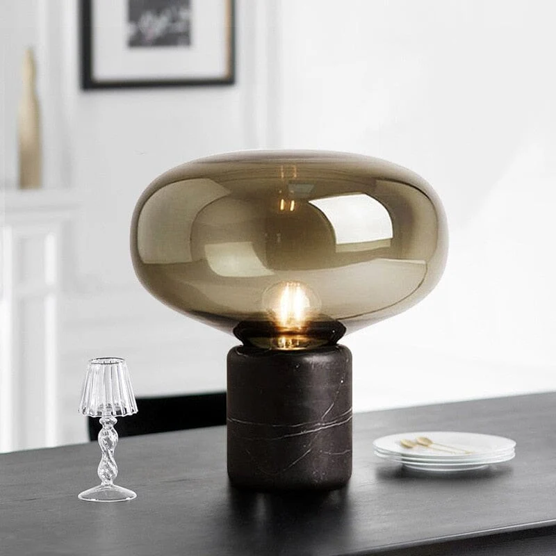 Uno - Postmoderne Marmorbordlampe