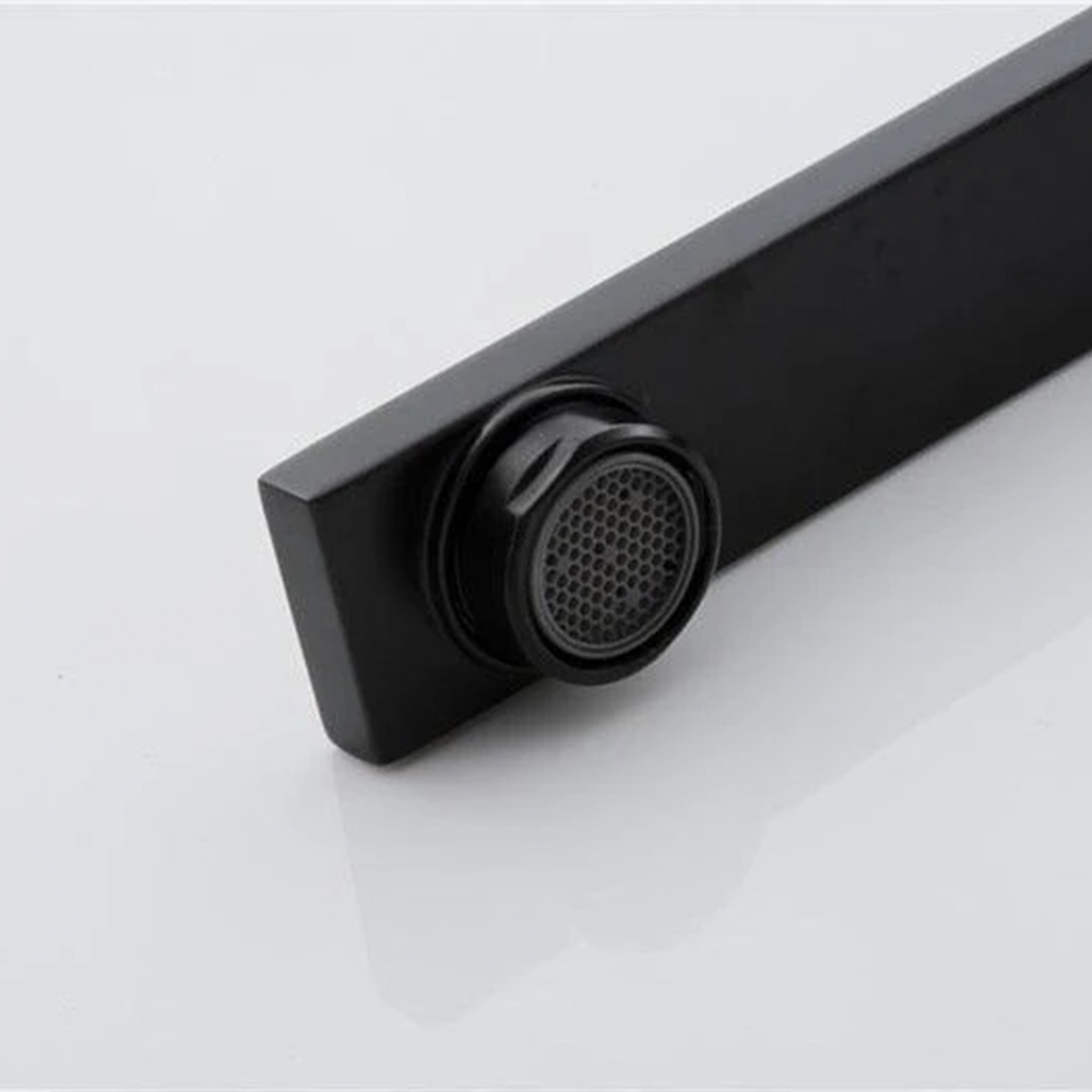 Felicia - Moderne kran