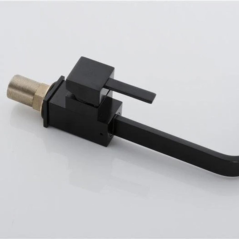 Felicia - Moderne kran