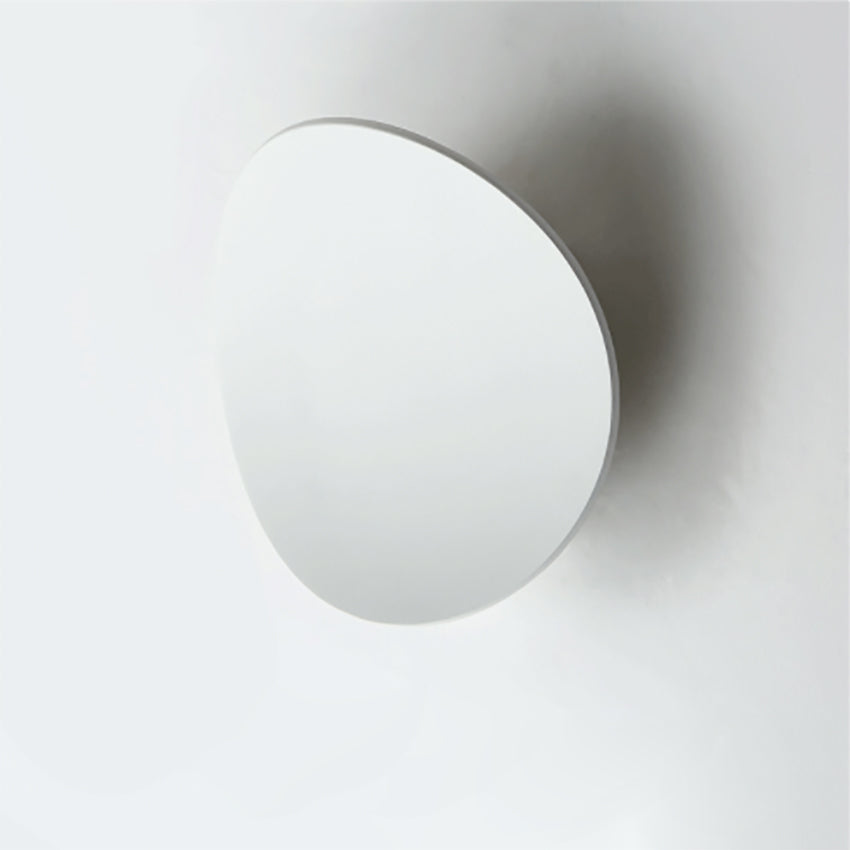 Luvia - Minimalistisk vegglampe