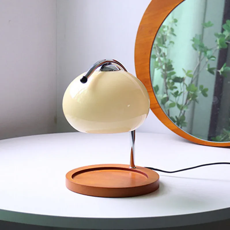 Solis - Bordlampe med stearinlys