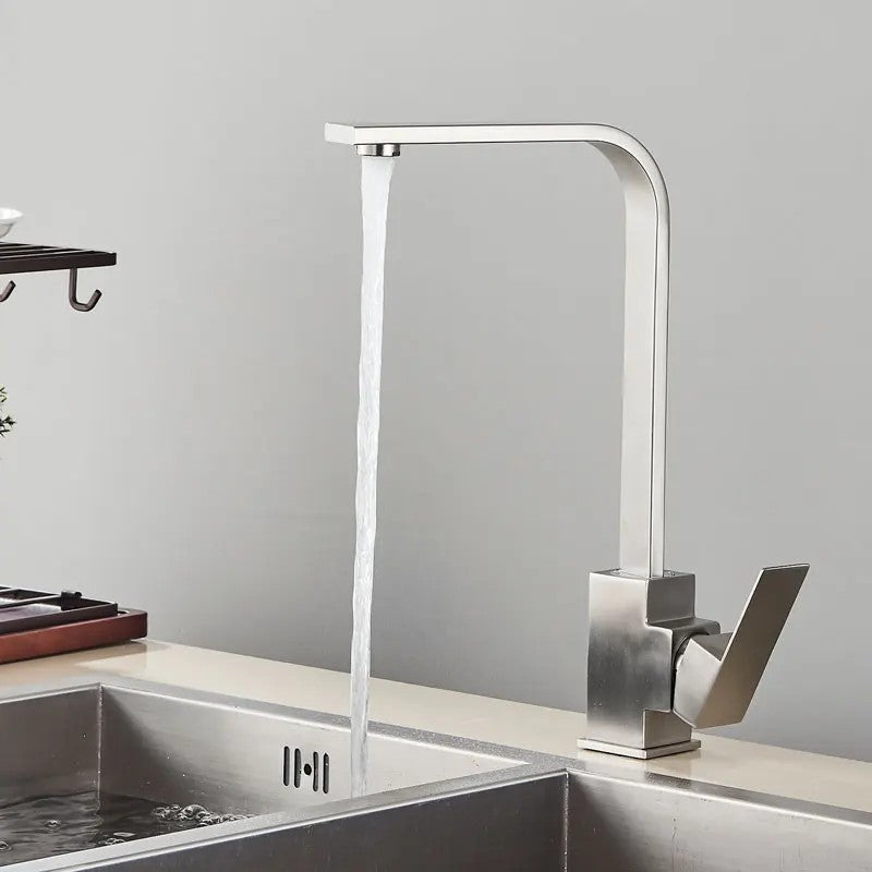 Felicia - Moderne kran