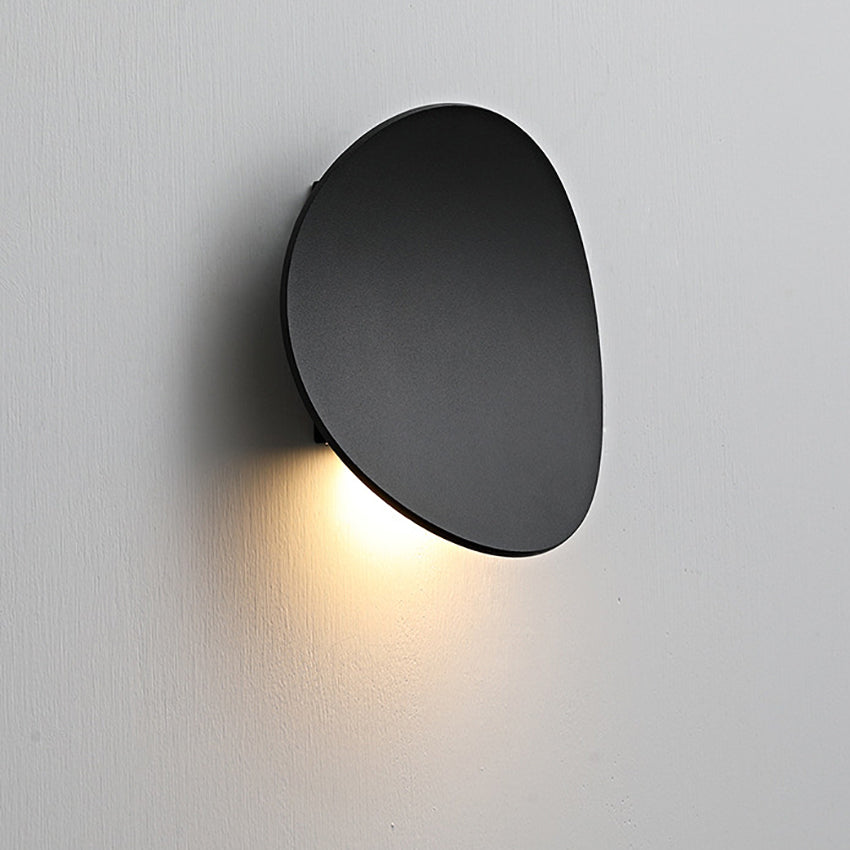 Luvia - Minimalistisk vegglampe