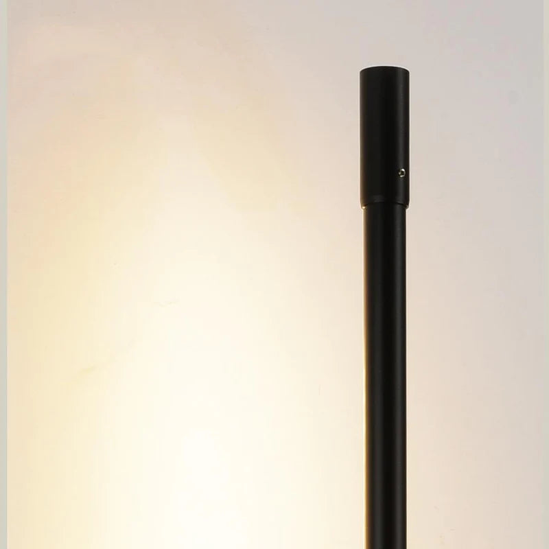 Minimalistisk stick vegglampe