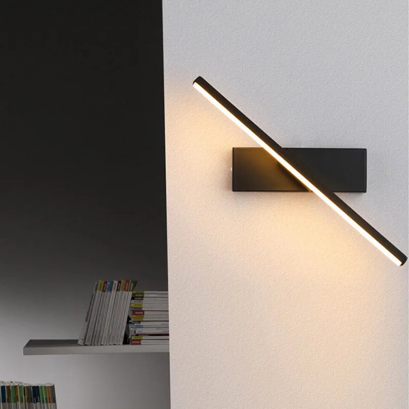 Svinglys™ - Moderne, roterbar vegglampe