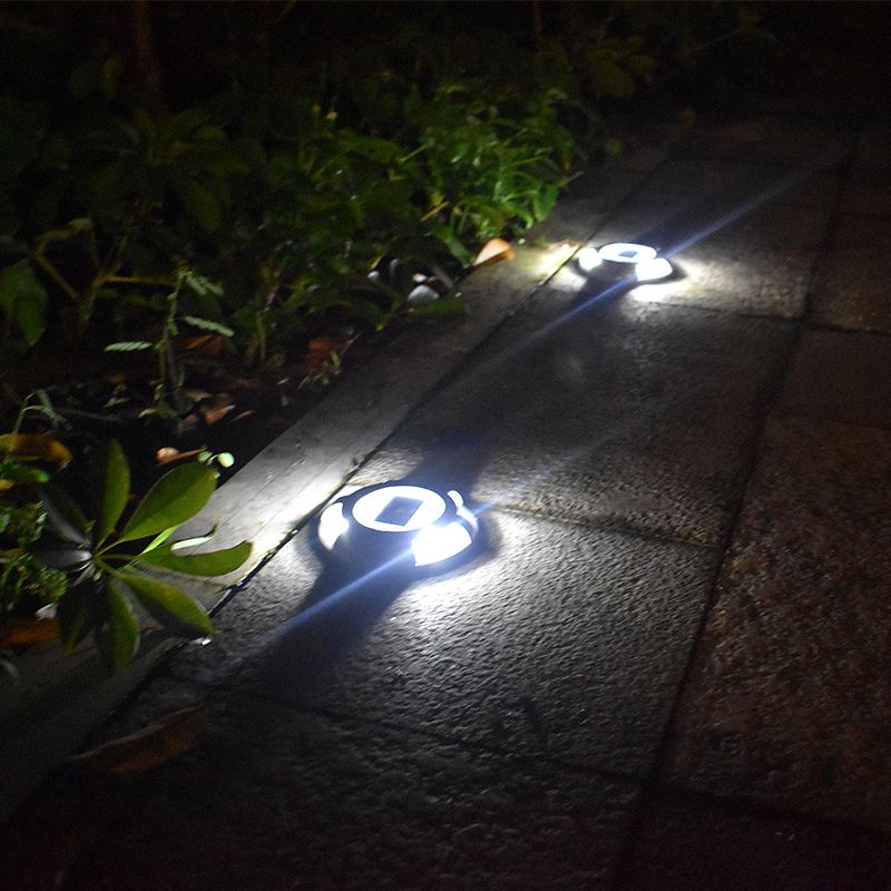 LifeProof™ LED innkjørsels- og terrassebelysning (Ryddesalg)