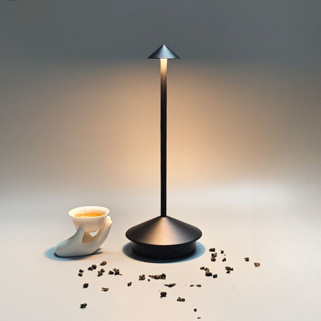 Mirth - Minimalistisk bordlampe