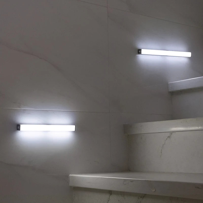 Illuminate™- De trådløse LED-lysstripene med bevegelsessensor